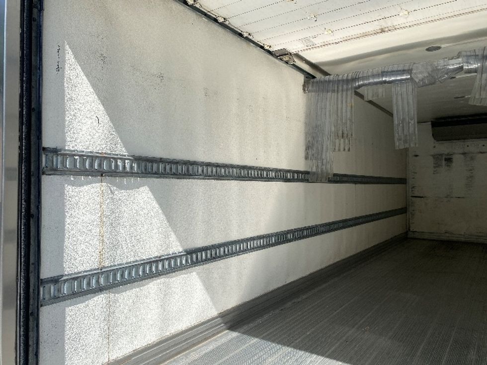 Refrigerated Truck-Light and Medium Duty Trucks-International-2022-MV607-Cleveland-TN-442,338\n\t\tmiles-$ 23,750 - Image 11