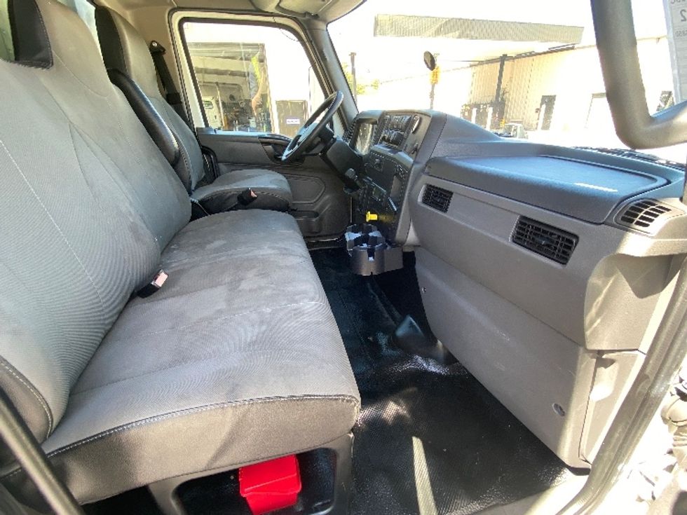 Refrigerated Truck-Light and Medium Duty Trucks-International-2022-MV607-Cleveland-TN-442,338\n\t\tmiles-$ 23,750 - Image 22