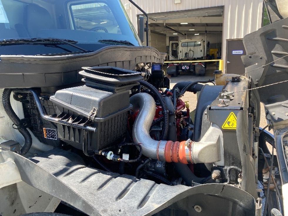 Refrigerated Truck-Light and Medium Duty Trucks-International-2022-MV607-Cleveland-TN-442,338\n\t\tmiles-$ 23,750 - Image 23