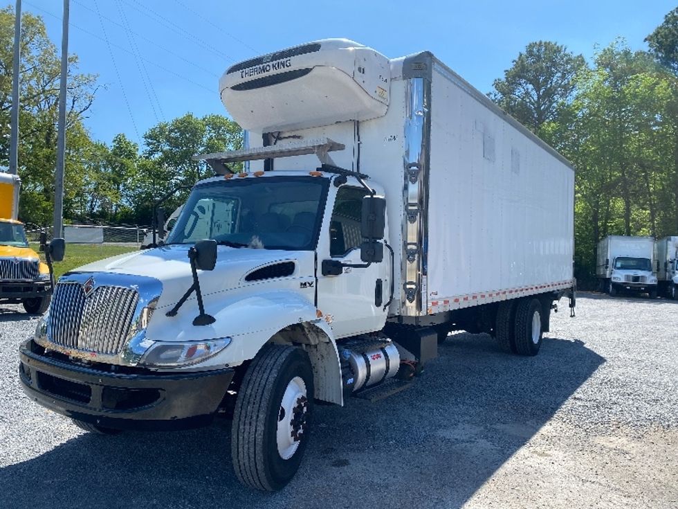 Refrigerated Truck-Light and Medium Duty Trucks-International-2022-MV607-Cleveland-TN-442,338\n\t\tmiles-$ 23,750 - Image 3