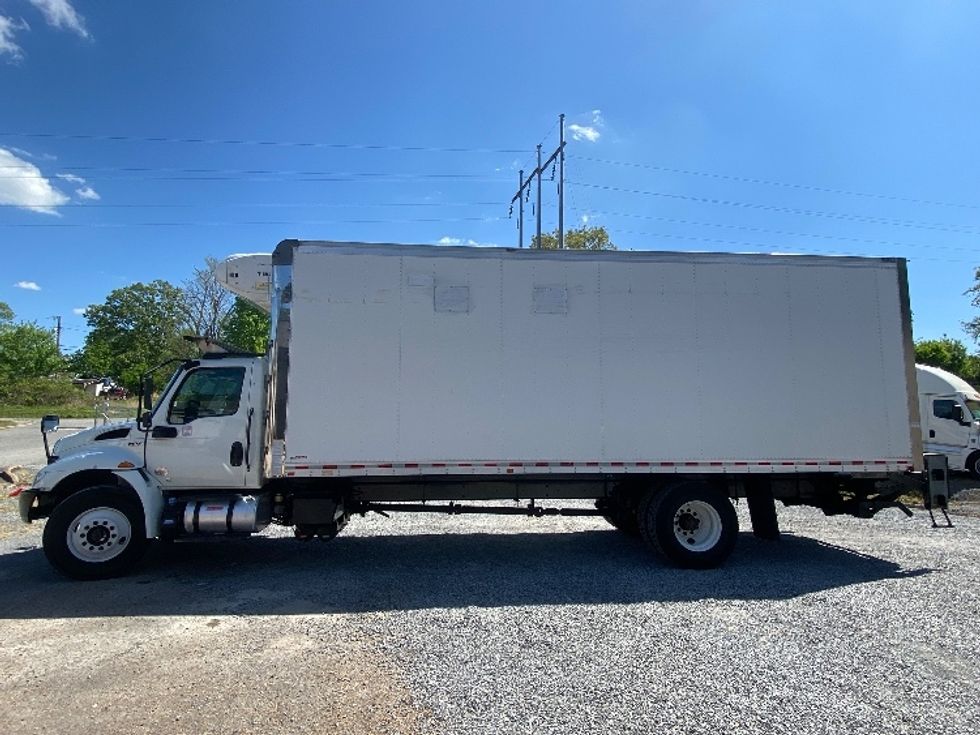 Refrigerated Truck-Light and Medium Duty Trucks-International-2022-MV607-Cleveland-TN-442,338\n\t\tmiles-$ 23,750 - Image 4