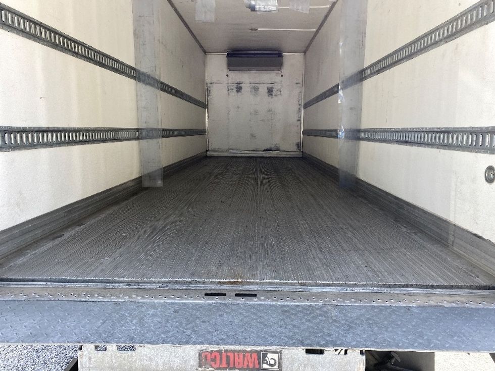 Refrigerated Truck-Light and Medium Duty Trucks-International-2022-MV607-Cleveland-TN-443,492\n\t\tmiles-$ 23,750 - Image 10