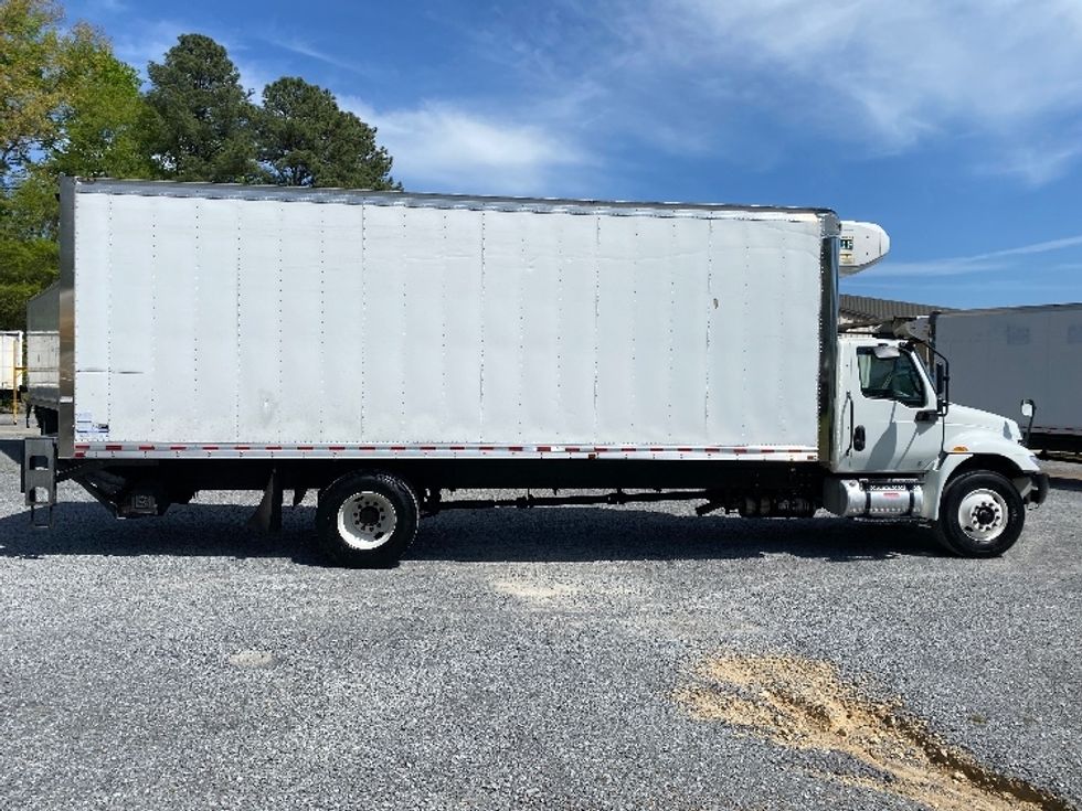 Refrigerated Truck-Light and Medium Duty Trucks-International-2022-MV607-Cleveland-TN-443,492\n\t\tmiles-$ 23,750 - Image 15
