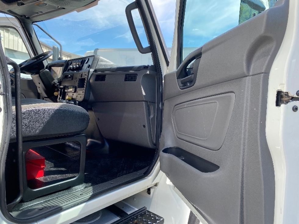 Refrigerated Truck-Light and Medium Duty Trucks-International-2022-MV607-Cleveland-TN-443,492\n\t\tmiles-$ 23,750 - Image 20