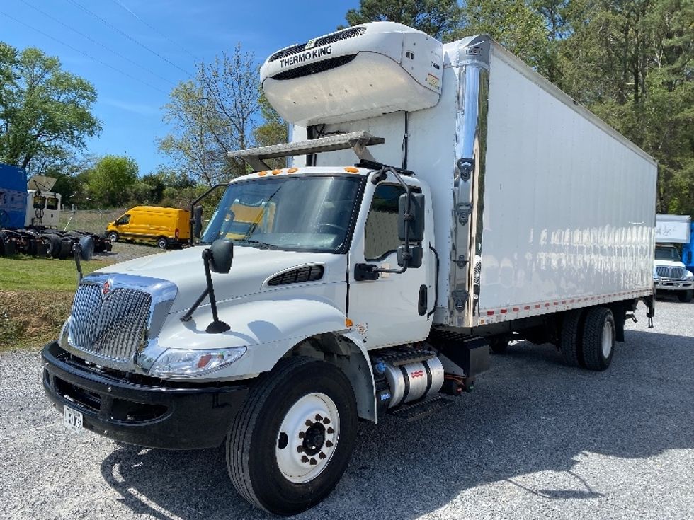 Refrigerated Truck-Light and Medium Duty Trucks-International-2022-MV607-Cleveland-TN-443,492\n\t\tmiles-$ 23,750 - Image 3
