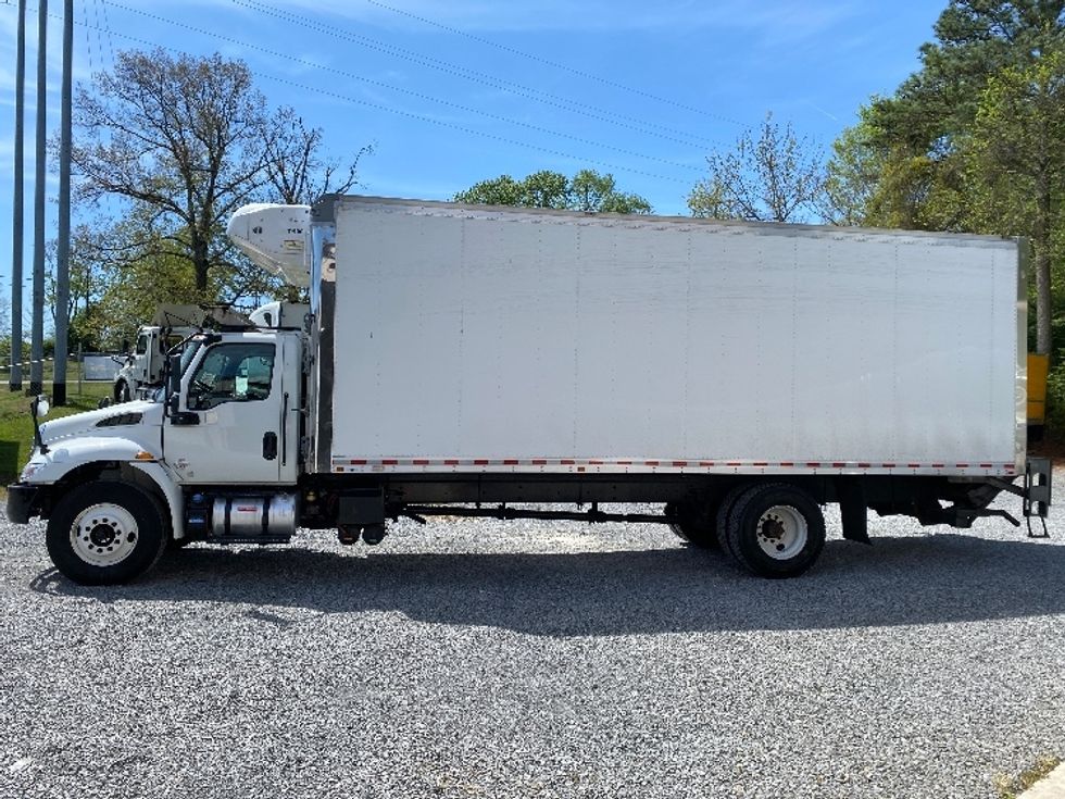 Refrigerated Truck-Light and Medium Duty Trucks-International-2022-MV607-Cleveland-TN-443,492\n\t\tmiles-$ 23,750 - Image 4