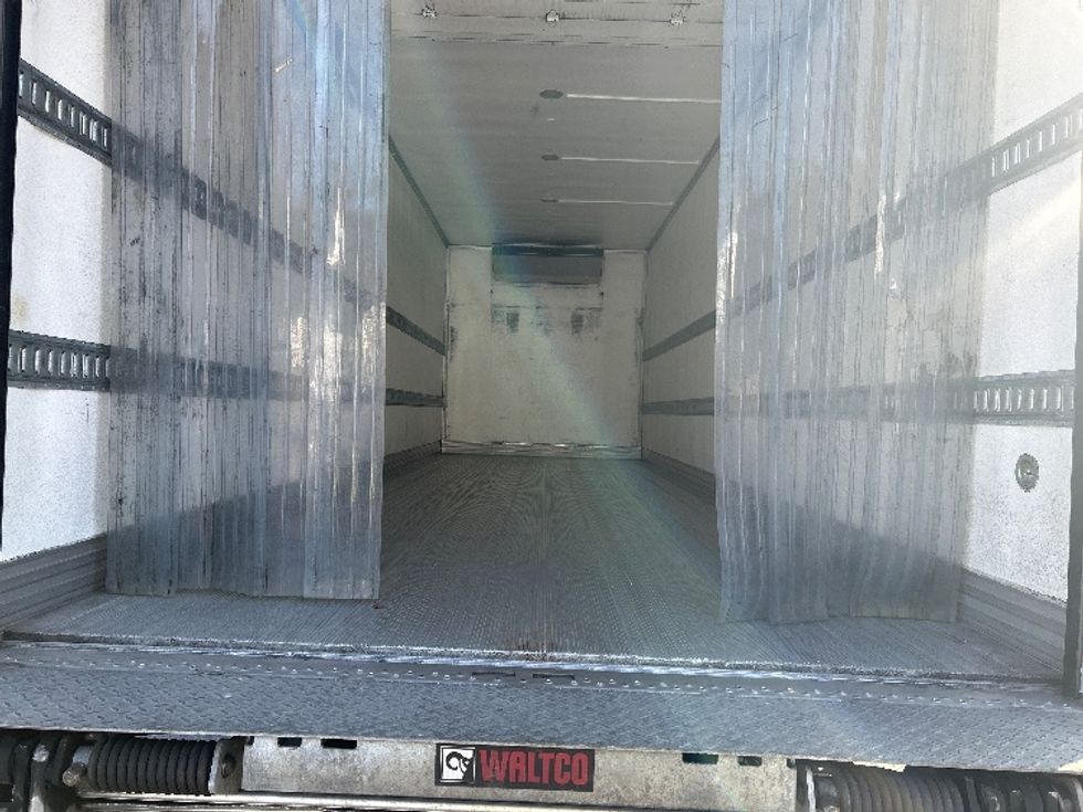 Refrigerated Truck-Light and Medium Duty Trucks-International-2022-MV607-Dalton-GA-388,339\n\t\tmiles-$ 34,000 - Image 10