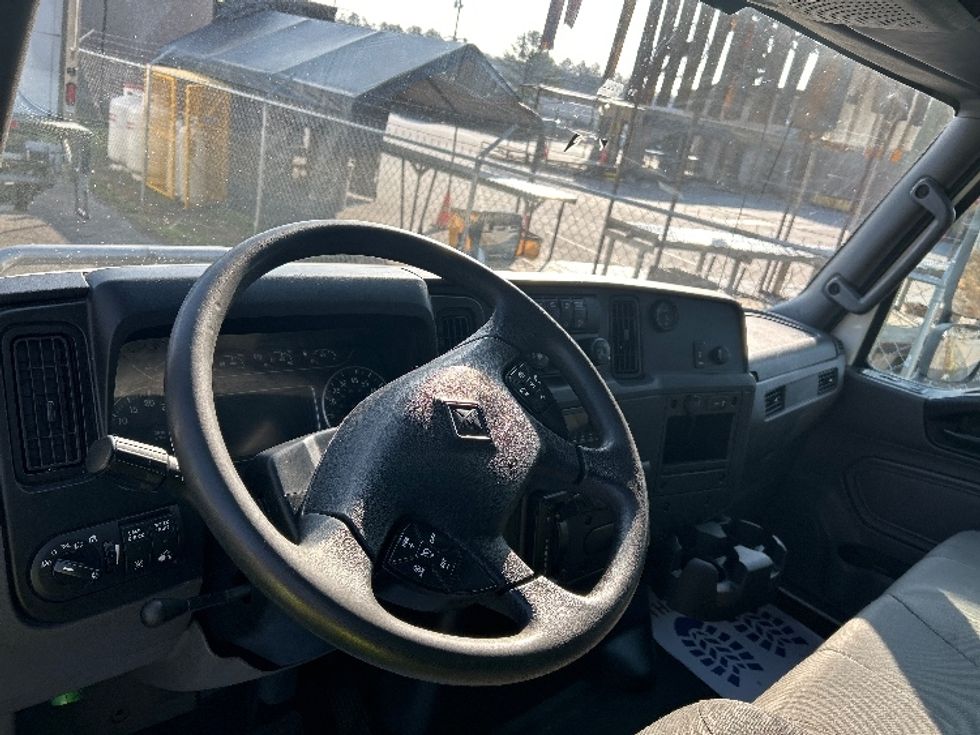 Refrigerated Truck-Light and Medium Duty Trucks-International-2022-MV607-Dalton-GA-388,339\n\t\tmiles-$ 34,000 - Image 17