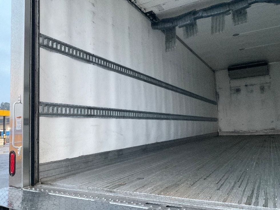 Refrigerated Truck-Light and Medium Duty Trucks-International-2022-MV607-Dalton-GA-401,393\n\t\tmiles-$ 31,500 - Image 11