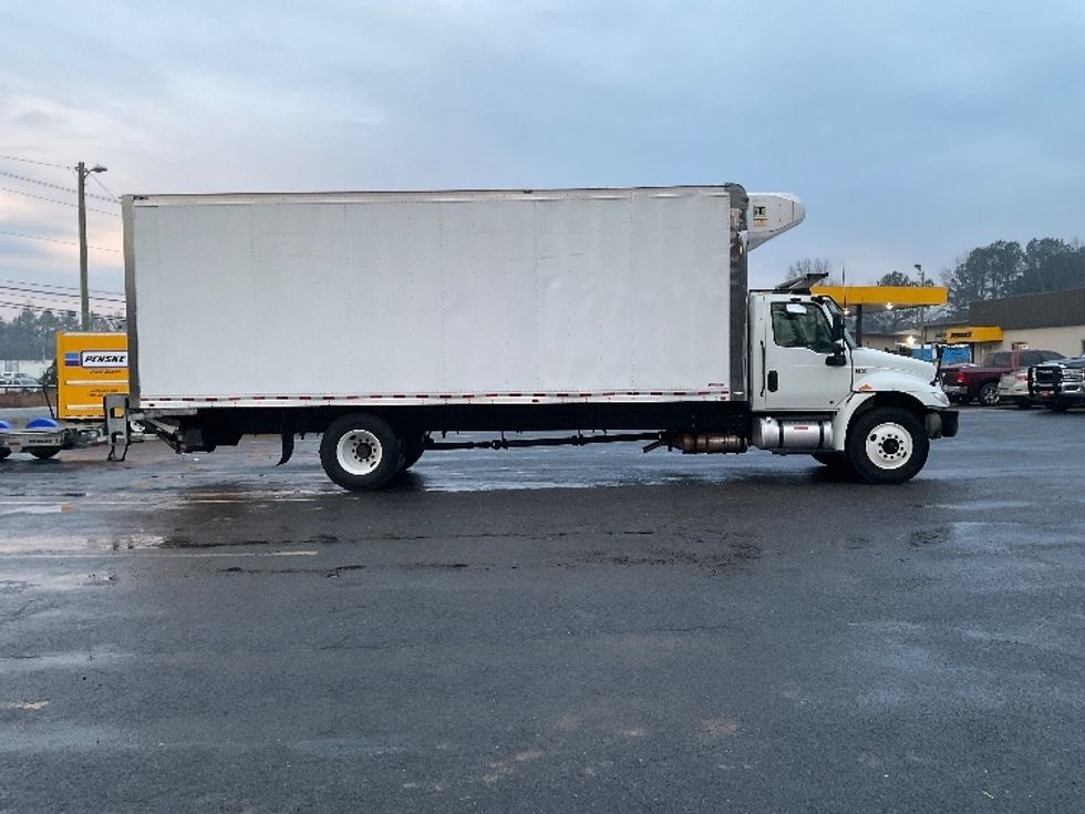 Refrigerated Truck-Light and Medium Duty Trucks-International-2022-MV607-Dalton-GA-401,393\n\t\tmiles-$ 31,500 - Image 15
