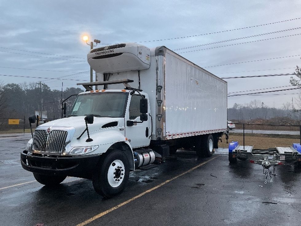 Refrigerated Truck-Light and Medium Duty Trucks-International-2022-MV607-Dalton-GA-401,393\n\t\tmiles-$ 31,500 - Image 3