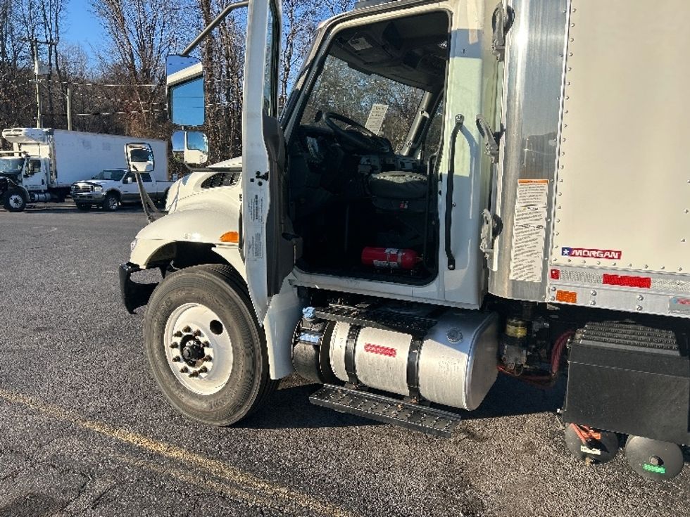 Refrigerated Truck-Light and Medium Duty Trucks-International-2022-MV607-Dalton-GA-439,895\n\t\tmiles-$ 27,250 - Image 16