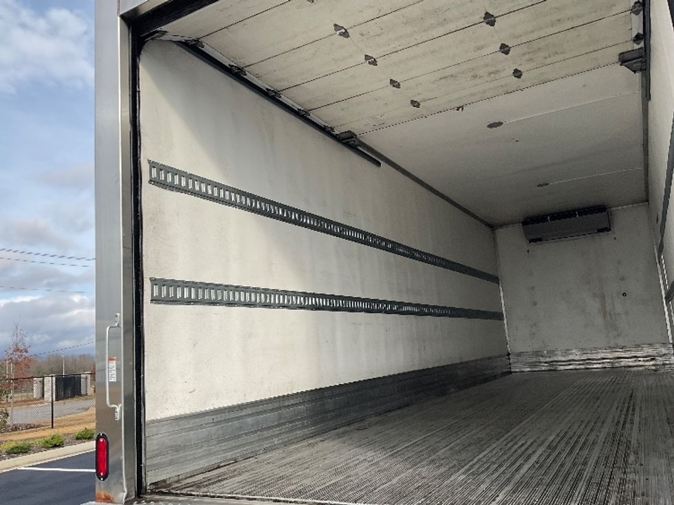 Refrigerated Truck-Light and Medium Duty Trucks-International-2022-MV607-Decatur-AL-353,791\n\t\tmiles-$ 50,750 - Image 11