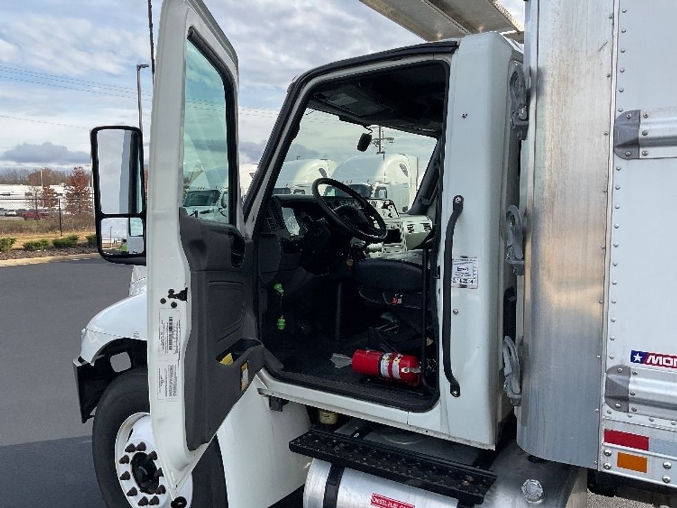 Refrigerated Truck-Light and Medium Duty Trucks-International-2022-MV607-Decatur-AL-353,791\n\t\tmiles-$ 50,750 - Image 16