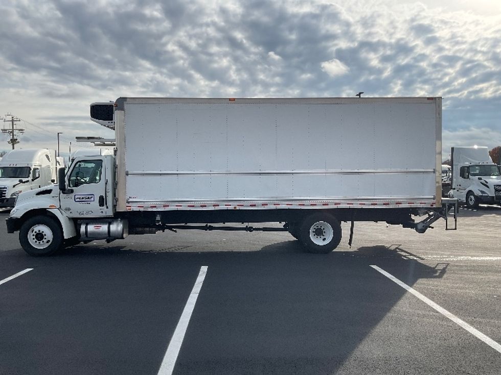 Refrigerated Truck-Light and Medium Duty Trucks-International-2022-MV607-Decatur-AL-353,791\n\t\tmiles-$ 50,750 - Image 4