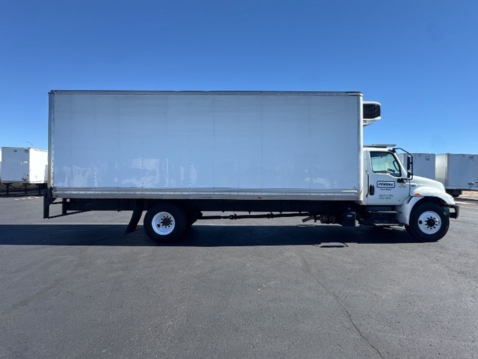 Refrigerated Truck-Light and Medium Duty Trucks-International-2022-MV607-Denver-CO-153,337\n\t\tmiles-$ 69,750 - Image 14