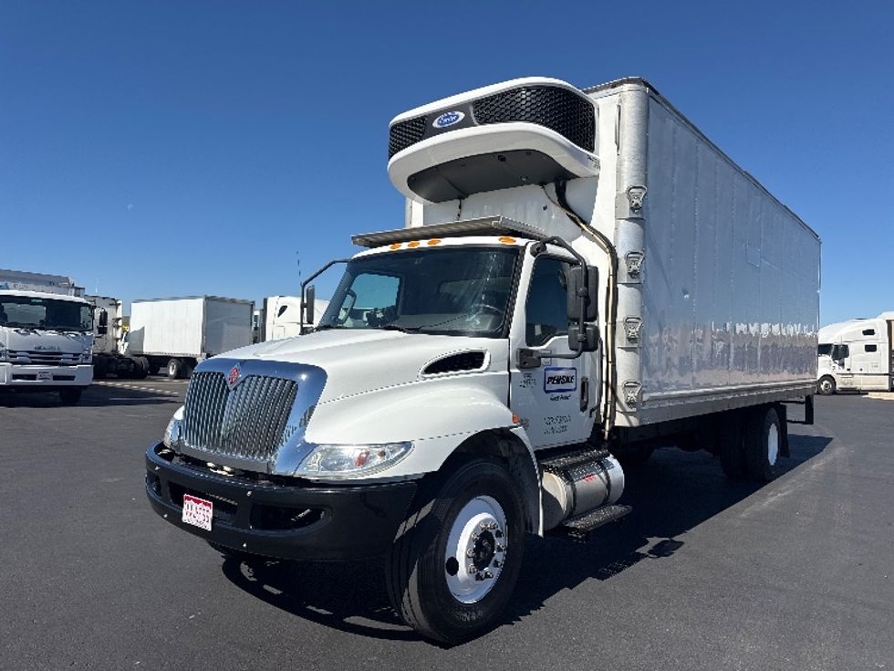 Refrigerated Truck-Light and Medium Duty Trucks-International-2022-MV607-Denver-CO-153,337\n\t\tmiles-$ 69,750 - Image 3