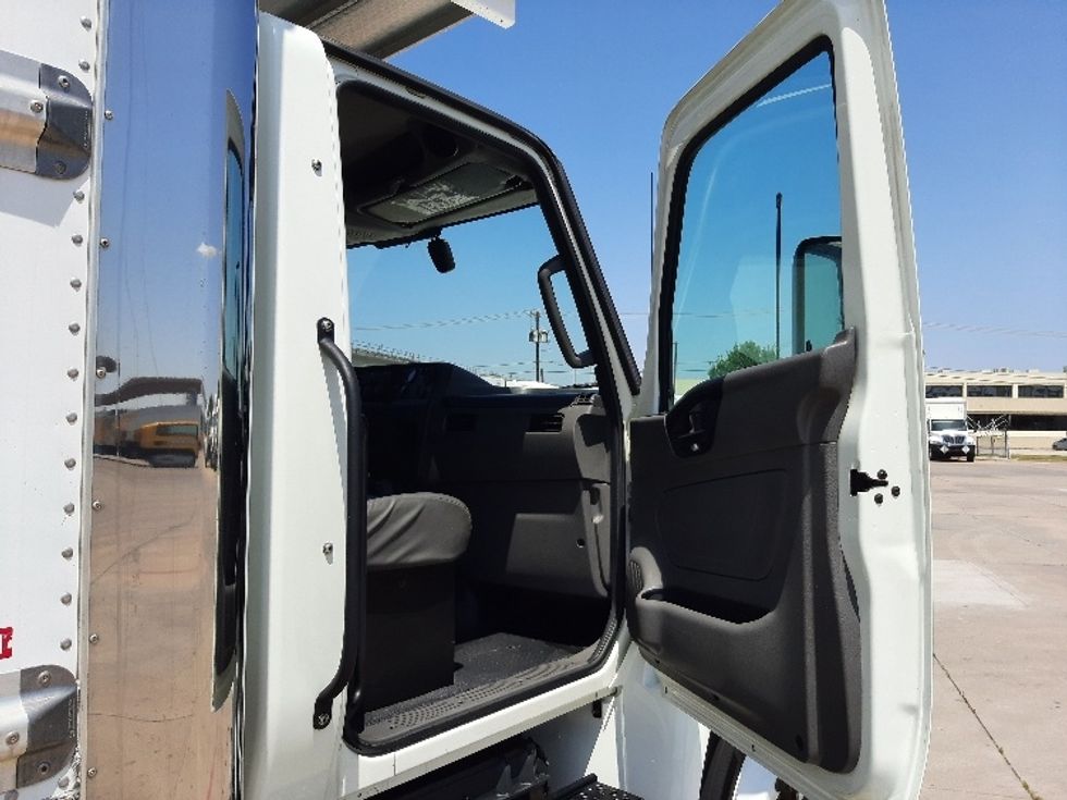 Refrigerated Truck-Light and Medium Duty Trucks-International-2022-MV607-Fort Worth-TX-77,301\n\t\tmiles-$ 90,000 - Image 19