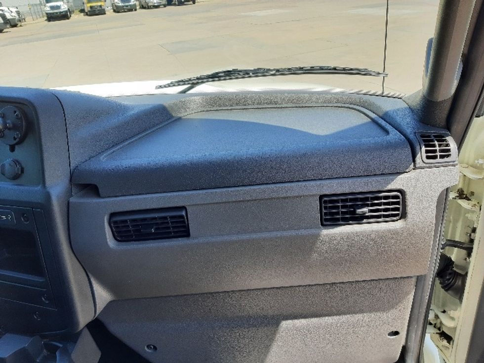 Refrigerated Truck-Light and Medium Duty Trucks-International-2022-MV607-Fort Worth-TX-77,301\n\t\tmiles-$ 90,000 - Image 20