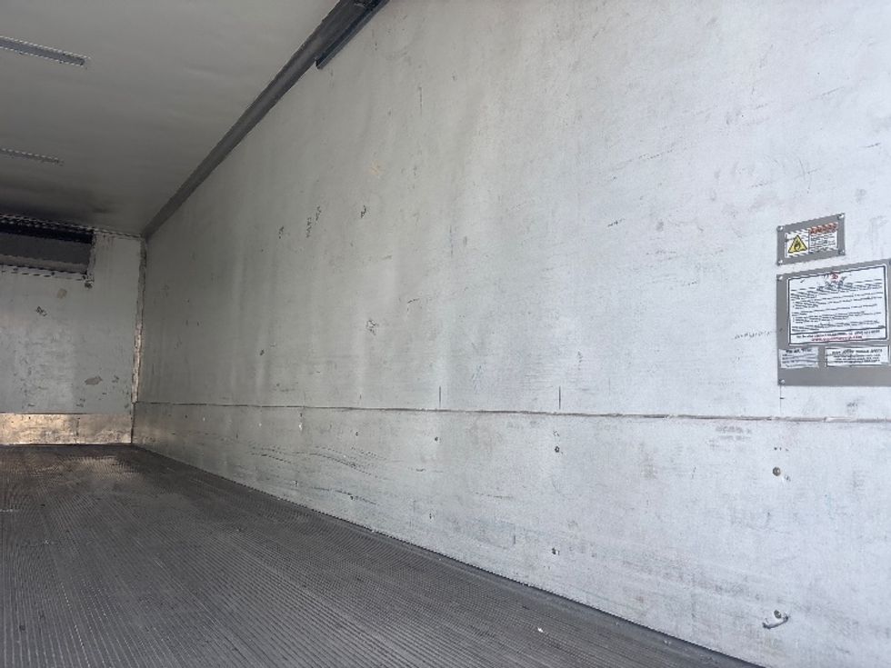 Refrigerated Truck-Light and Medium Duty Trucks-International-2022-MV607-Houston-TX-217,854\n\t\tmiles-$ 49,000 - Image 11