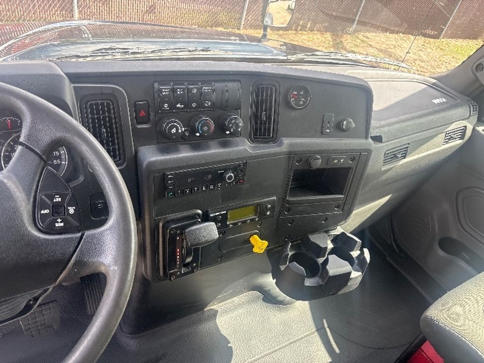 Refrigerated Truck-Light and Medium Duty Trucks-International-2022-MV607-Houston-TX-217,854\n\t\tmiles-$ 49,000 - Image 17