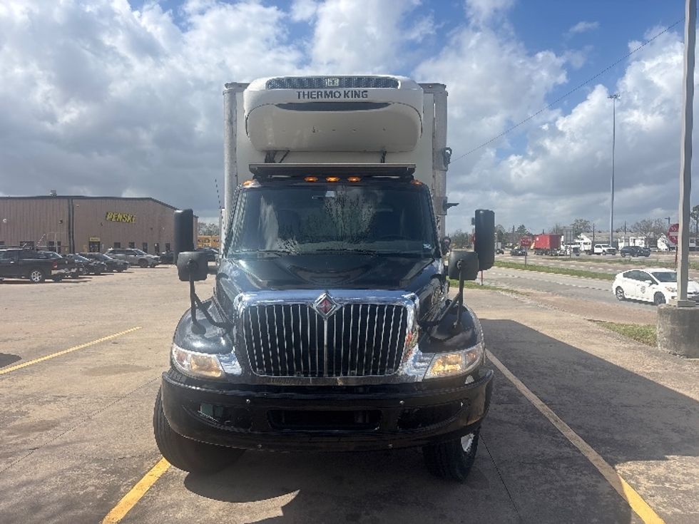 Refrigerated Truck-Light and Medium Duty Trucks-International-2022-MV607-Houston-TX-217,854\n\t\tmiles-$ 49,000 - Image 2