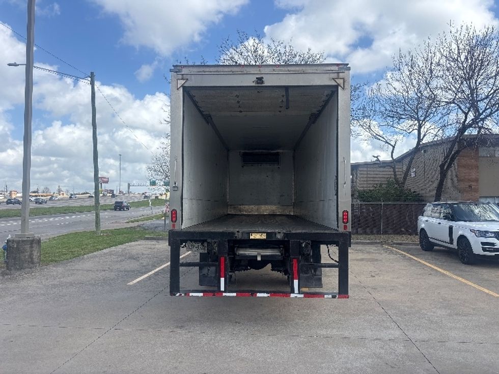Refrigerated Truck-Light and Medium Duty Trucks-International-2022-MV607-Houston-TX-217,854\n\t\tmiles-$ 49,000 - Image 8