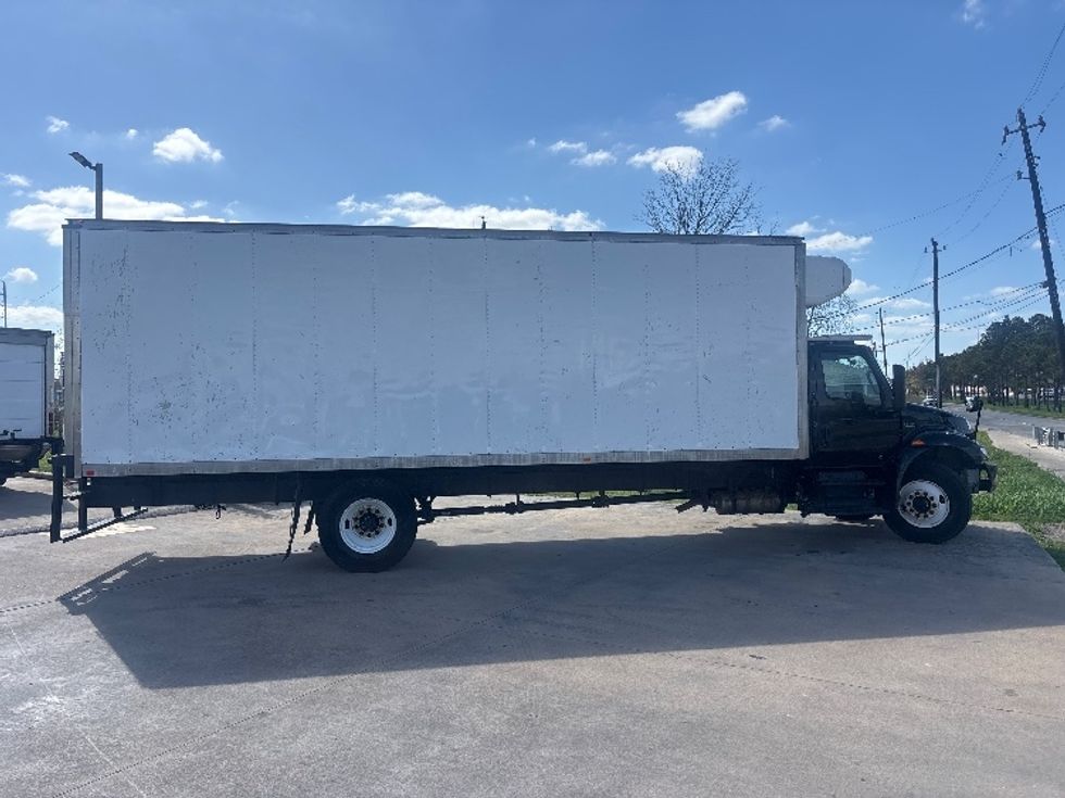 Refrigerated Truck-Light and Medium Duty Trucks-International-2022-MV607-Houston-TX-238,353\n\t\tmiles-$ 46,250 - Image 14