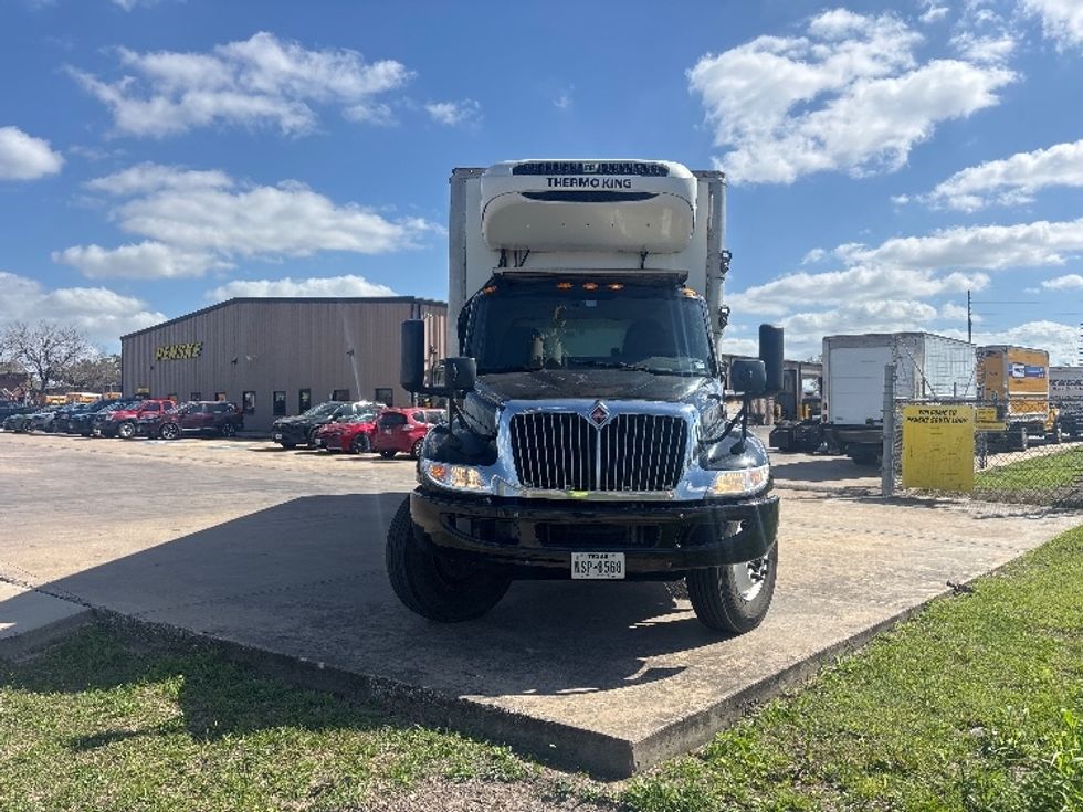 Refrigerated Truck-Light and Medium Duty Trucks-International-2022-MV607-Houston-TX-238,353\n\t\tmiles-$ 46,250 - Image 2