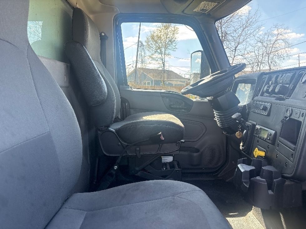 Refrigerated Truck-Light and Medium Duty Trucks-International-2022-MV607-Houston-TX-238,353\n\t\tmiles-$ 46,250 - Image 21