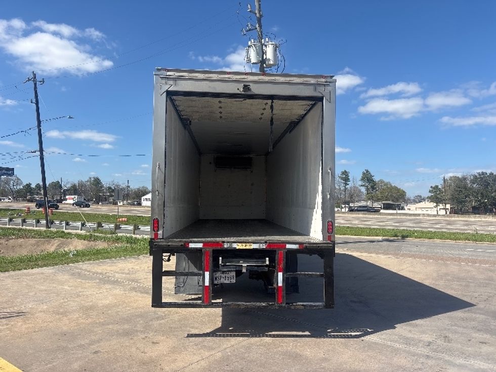 Refrigerated Truck-Light and Medium Duty Trucks-International-2022-MV607-Houston-TX-238,353\n\t\tmiles-$ 46,250 - Image 8