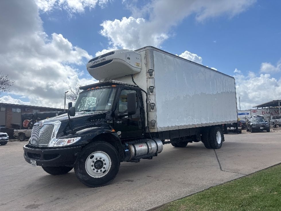 Refrigerated Truck-Light and Medium Duty Trucks-International-2022-MV607-Houston-TX-243,879\n\t\tmiles-$ 44,250 - Image 3