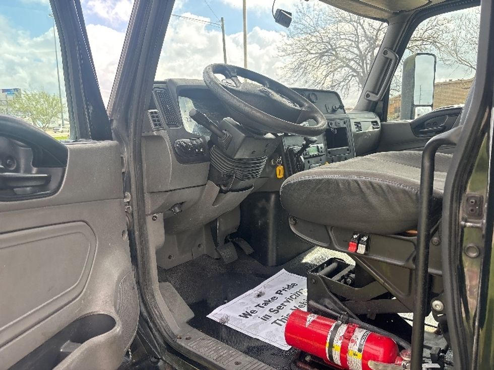 Refrigerated Truck-Light and Medium Duty Trucks-International-2022-MV607-Houston-TX-251,827\n\t\tmiles-$ 42,750 - Image 15