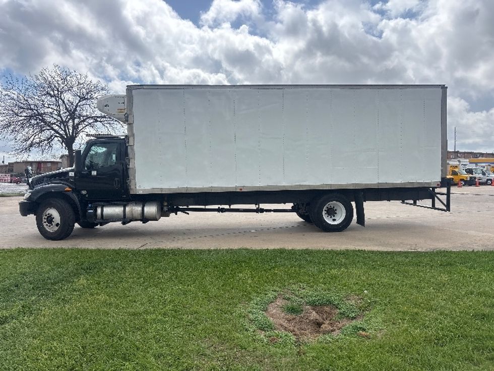 Refrigerated Truck-Light and Medium Duty Trucks-International-2022-MV607-Houston-TX-251,827\n\t\tmiles-$ 42,750 - Image 4