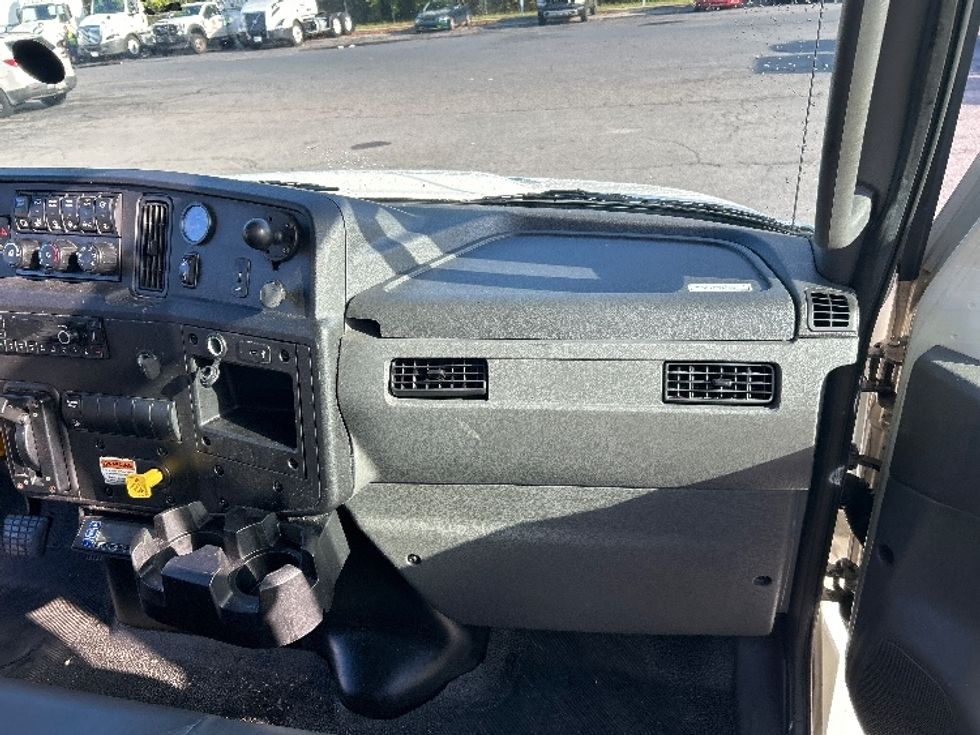 Refrigerated Truck-Light and Medium Duty Trucks-International-2022-MV607-Madison-AL-325,778\n\t\tmiles-$ 46,250 - Image 21