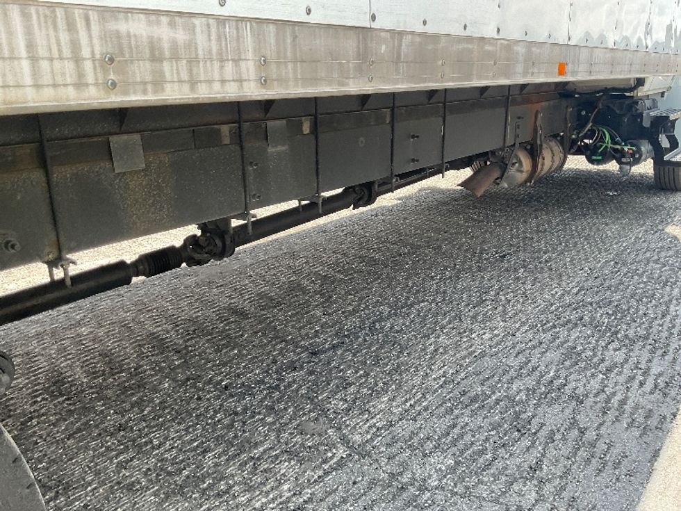 Refrigerated Truck-Light and Medium Duty Trucks-International-2022-MV607-Medley-FL-107,295\n\t\tmiles-$ 65,000 - Image 12