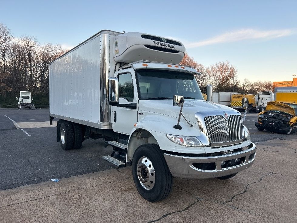 Refrigerated Truck-Light and Medium Duty Trucks-International-2022-MV607-Memphis-TN-10,459\n\t\tmiles-$ 79,500 - Image 1