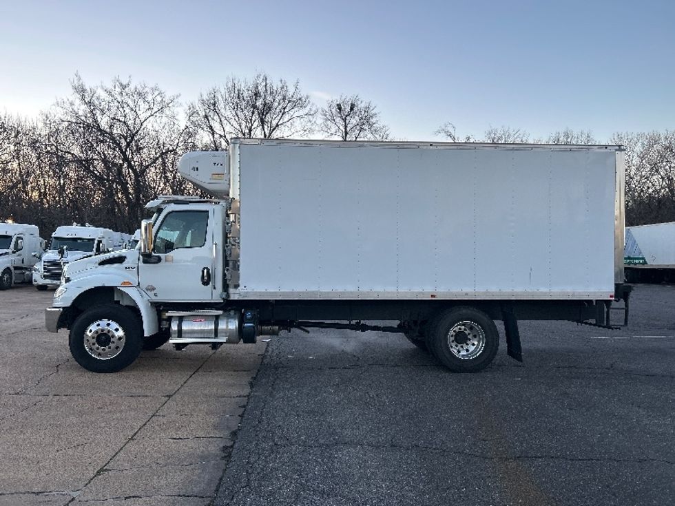 Refrigerated Truck-Light and Medium Duty Trucks-International-2022-MV607-Memphis-TN-10,459\n\t\tmiles-$ 79,500 - Image 4