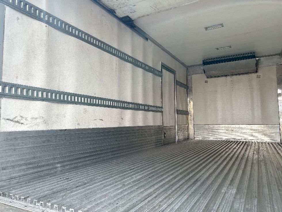 Refrigerated Truck-Light and Medium Duty Trucks-International-2022-MV607-Nashville (Mount Juliet)-TN-350,285\n\t\tmiles-$ 26,750 - Image 10
