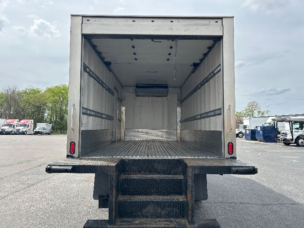 Refrigerated Truck-Light and Medium Duty Trucks-International-2022-MV607-Nashville (Mount Juliet)-TN-350,285\n\t\tmiles-$ 26,750 - Image 8