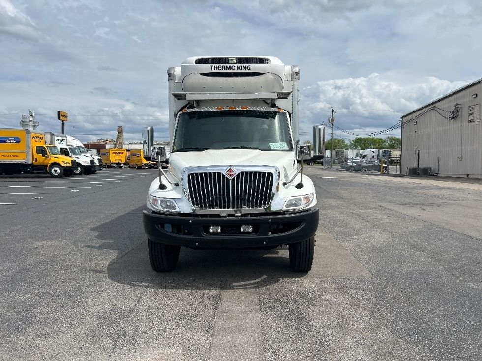 Refrigerated Truck-Light and Medium Duty Trucks-International-2022-MV607-Nashville (Mount Juliet)-TN-350,285\n\t\tmiles-$ 26,750 - Image 2