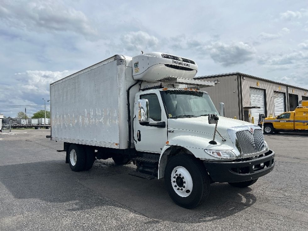 Refrigerated Truck-Light and Medium Duty Trucks-International-2022-MV607-Nashville (Mount Juliet)-TN-350,285\n\t\tmiles-$ 26,750 - Image 1