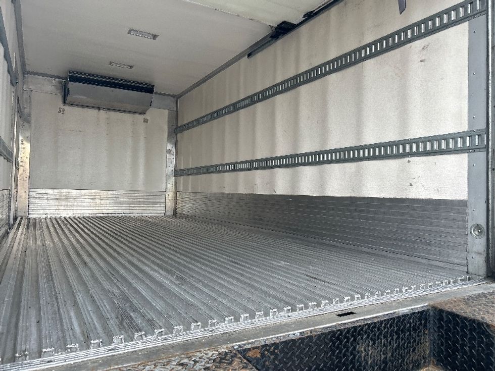 Refrigerated Truck-Light and Medium Duty Trucks-International-2022-MV607-Nashville (Mount Juliet)-TN-350,285\n\t\tmiles-$ 26,750 - Image 11