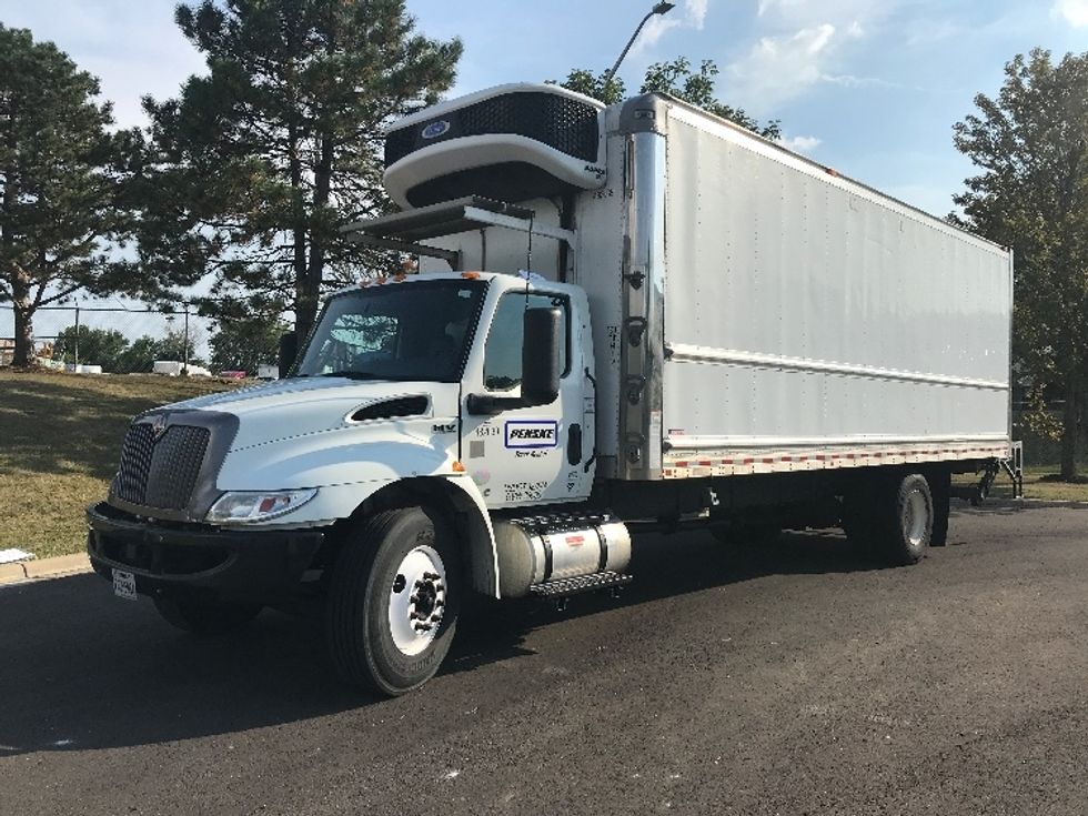 Refrigerated Truck-Light and Medium Duty Trucks-International-2022-MV607-Saint Louis-MO-258,316\n\t\tmiles-$ 51,750 - Image 3