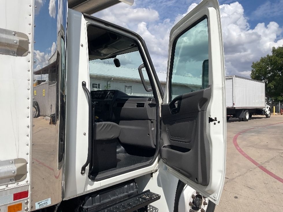 Refrigerated Truck-Light and Medium Duty Trucks-International-2022-MV607-San Antonio-TX-259,630\n\t\tmiles-$ 53,250 - Image 20