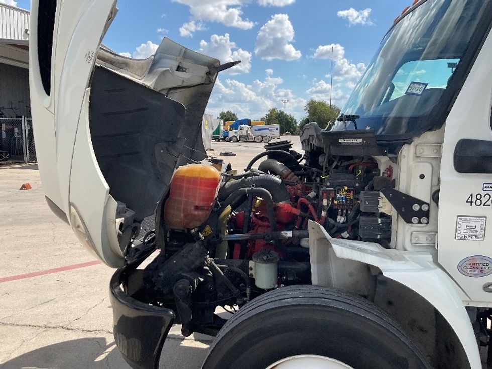 Refrigerated Truck-Light and Medium Duty Trucks-International-2022-MV607-San Antonio-TX-259,630\n\t\tmiles-$ 53,250 - Image 23