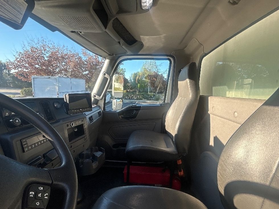 Refrigerated Truck-Light and Medium Duty Trucks-International-2022-MV607-Sun Valley-CA-116,703\n\t\tmiles-$ 67,750 - Image 19