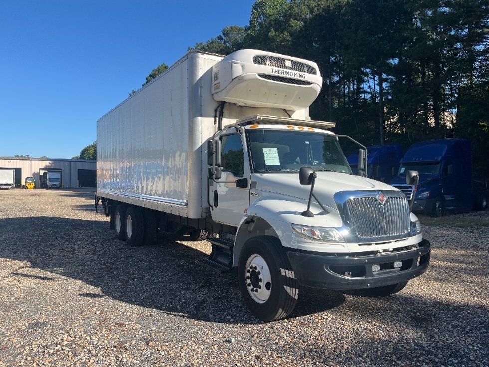 Refrigerated Truck-Light and Medium Duty Trucks-International-2022-MV607-Suwanee-GA-146,871\n\t\tmiles-$ 81,000 - Image 1