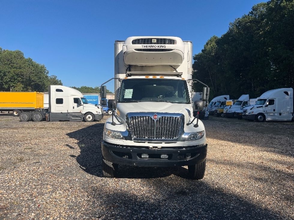 Refrigerated Truck-Light and Medium Duty Trucks-International-2022-MV607-Suwanee-GA-146,871\n\t\tmiles-$ 81,000 - Image 2