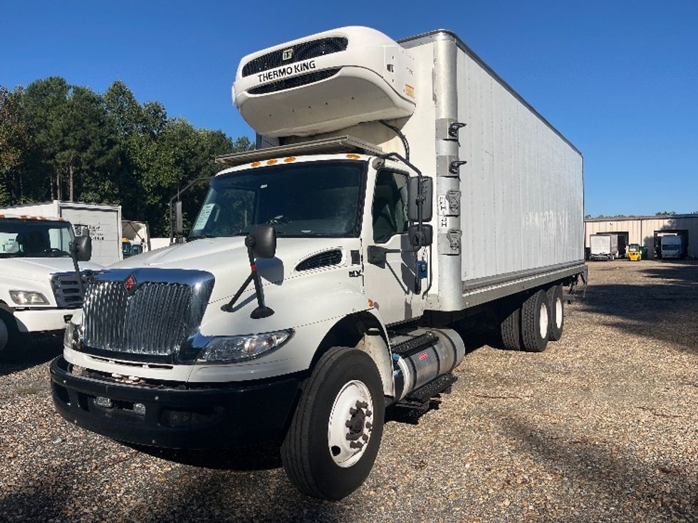 Refrigerated Truck-Light and Medium Duty Trucks-International-2022-MV607-Suwanee-GA-146,871\n\t\tmiles-$ 81,000 - Image 3